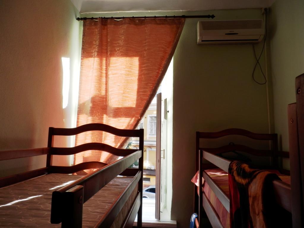 Yourhostel Kiew Zimmer foto